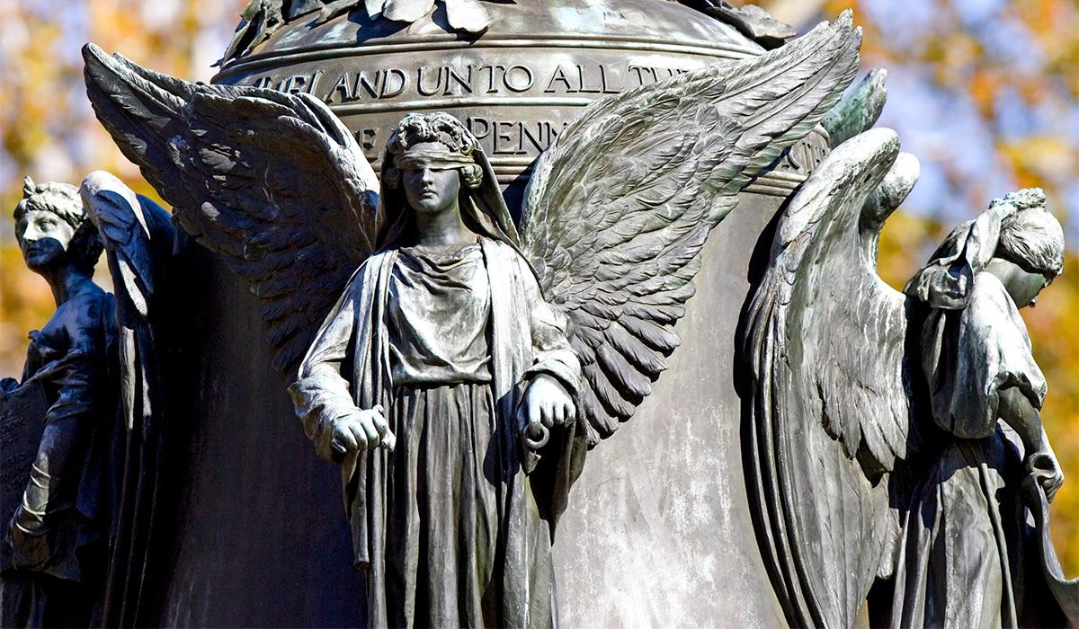 Statue